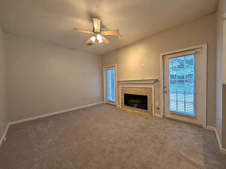 2680 Pine Tree Rd NE #3 — Photo 7