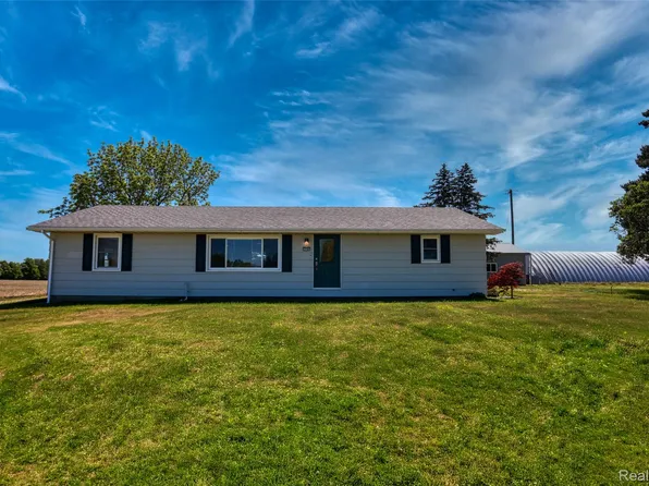 3710 Brown City Rd, Brown City, MI 48416