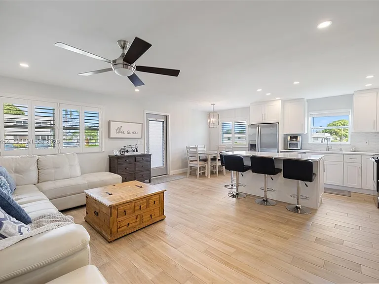 72 Monaco Ct #72-B — Photo 6