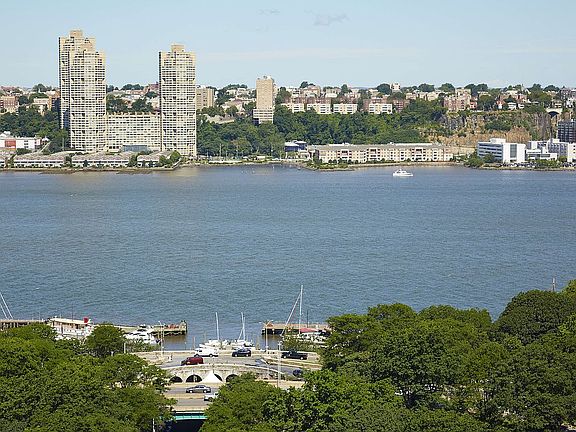 2nd image of 400 W End Ave #Pha