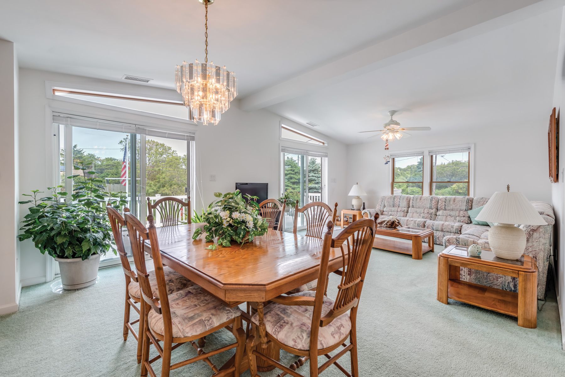 29 Agnew Ave, Montauk, NY 11954 Out East