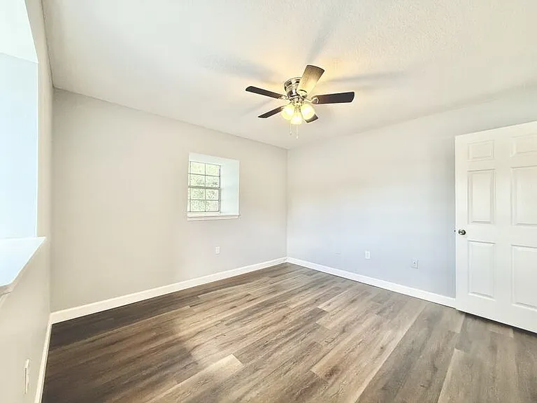 1712 Belleair Forest Dr #D — Photo 28