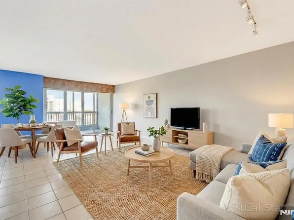 5 Horizon Rd #907, Fort Lee, NJ 07024