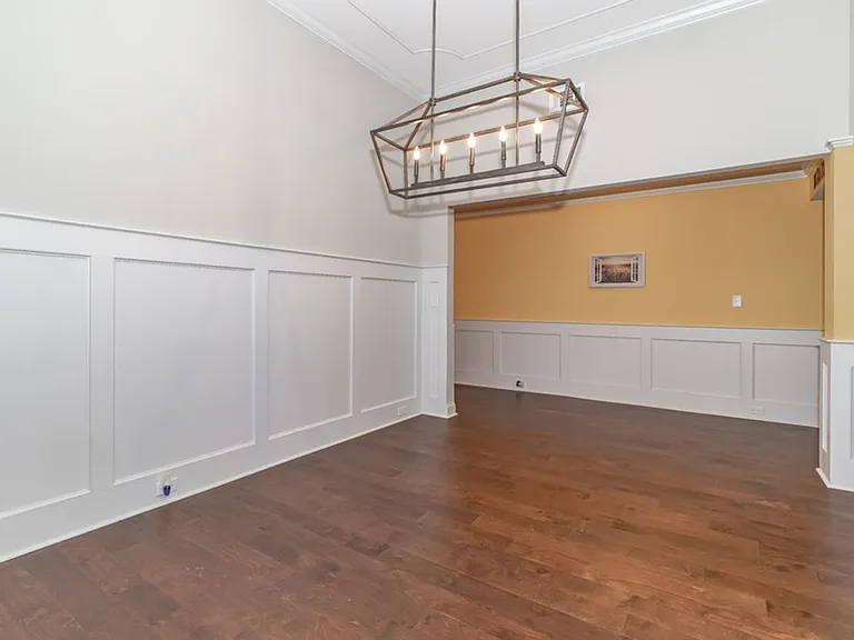 2112 Kinsale Ave — Photo 13