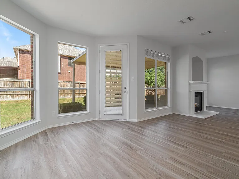 223 Briar Oak Dr — Photo 8