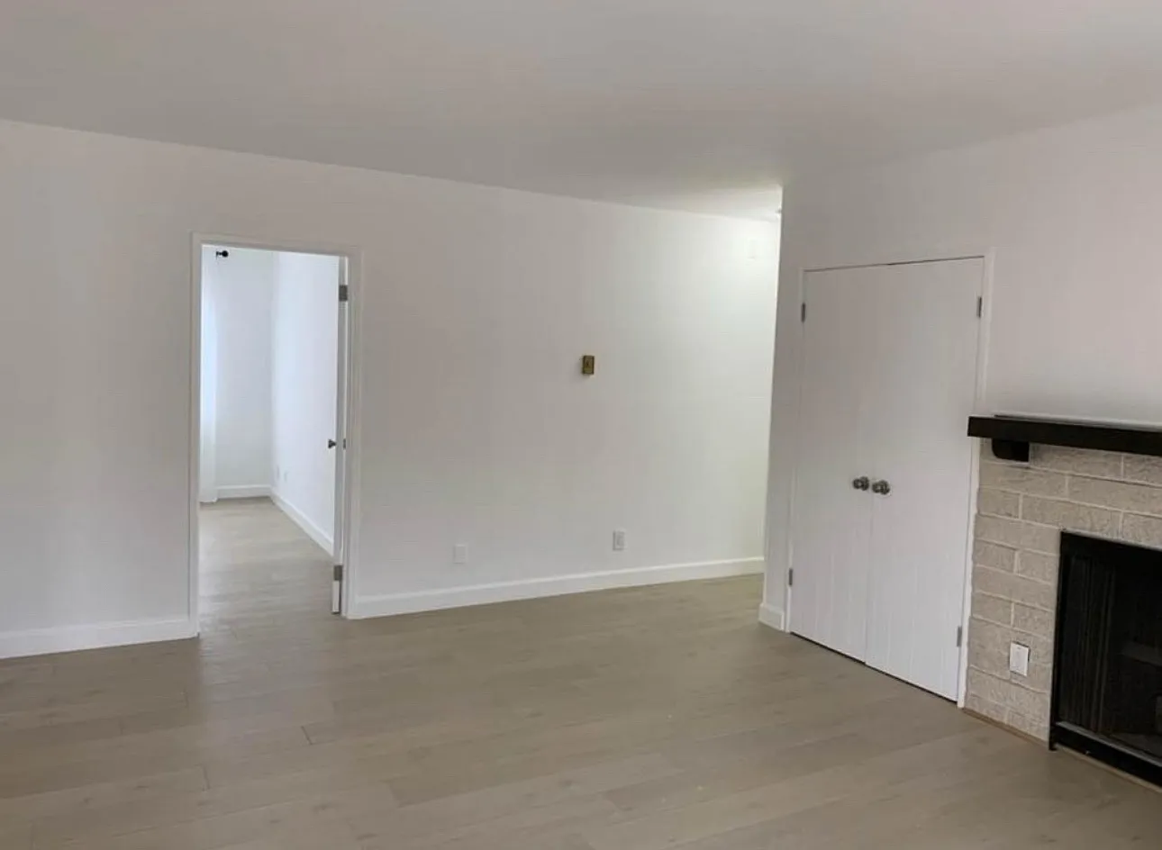 1341 Berkeley Street — Photo 1