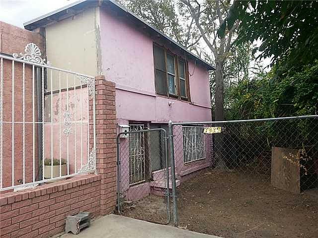 1st image of 2923 E San Antonio Ave