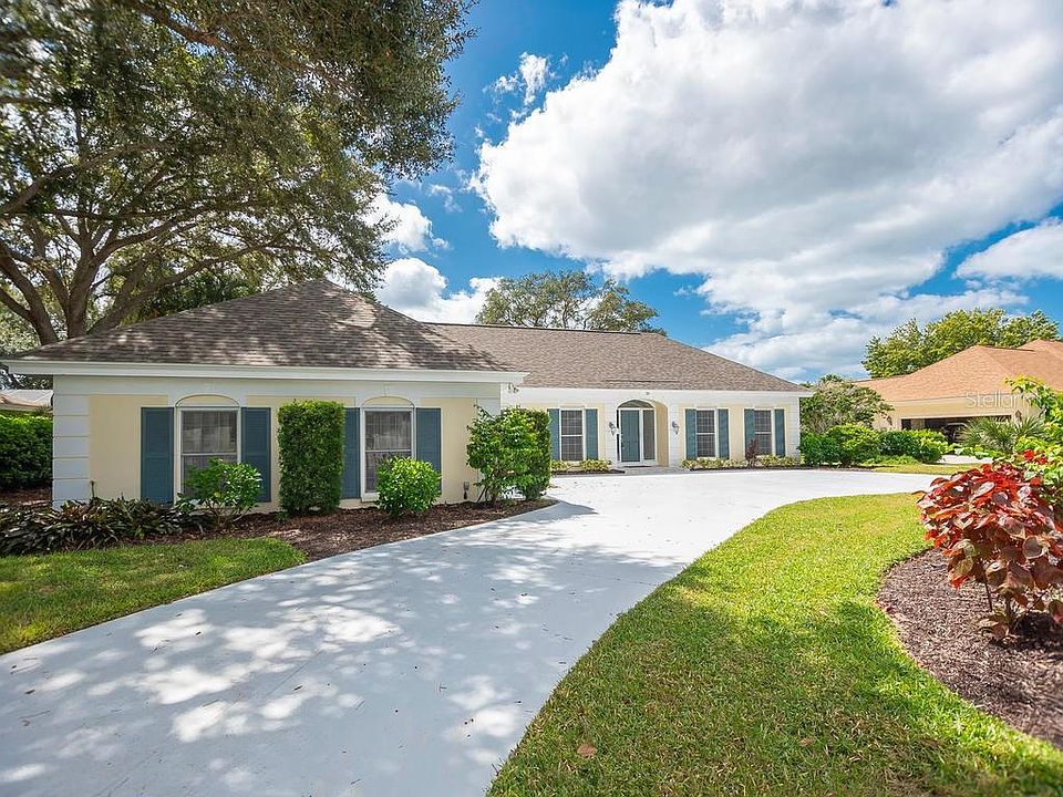 1st image of 29 Golf View Dr