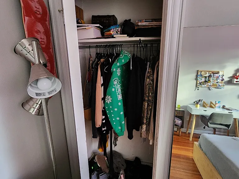 7 Lambert St — Photo 10