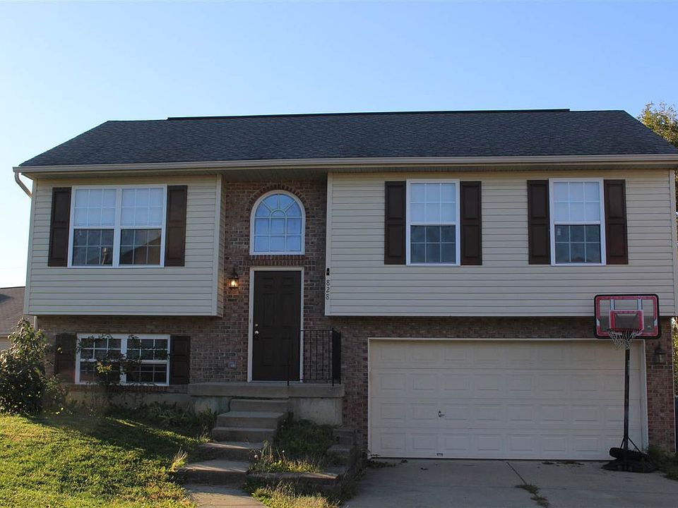 1st image of 828 Virginiabradford Ct