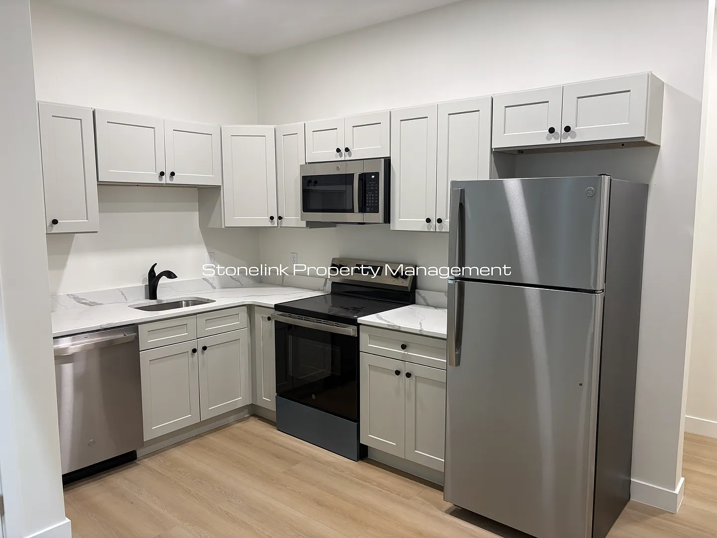 Sanctuary Lofts — Photo 3
