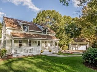 9 Panettieri Dr, Lakeville, MA 02347