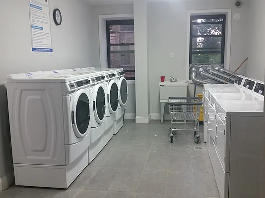 Rented by Lang Realty LLC | media 25