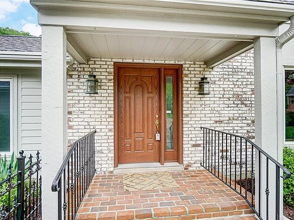 3rd image of 4473 Doornock Ct