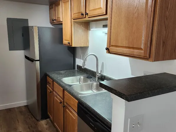 8335 Fairmount Dr, Denver, CO 80247