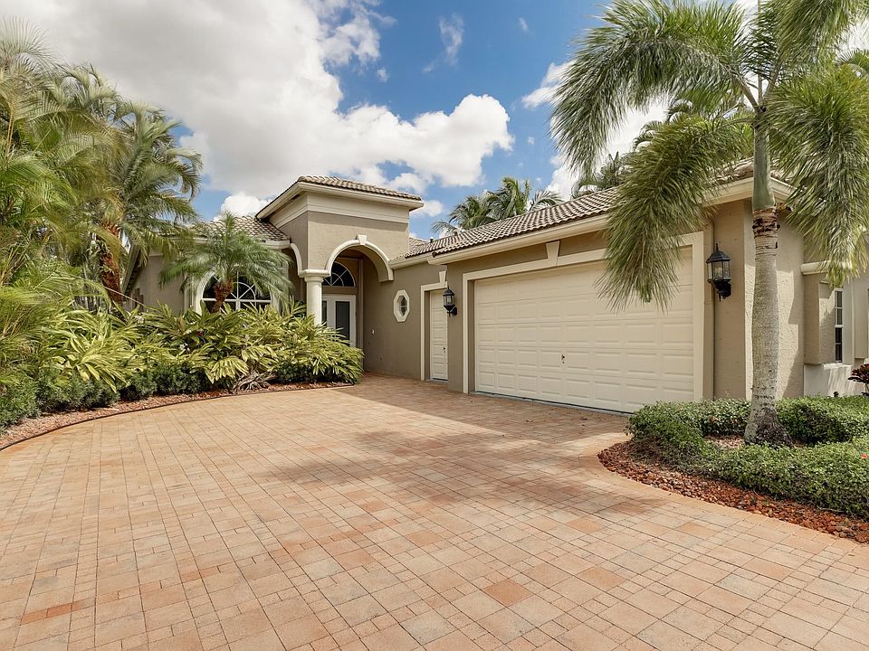 1st image of 4082 Manchester Lake Dr