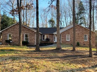 286 Farmstead Ln, Mooresville, NC 28117