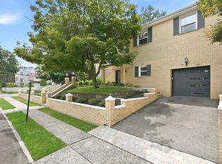 95 Vernon Avenue, Yonkers, NY 10704