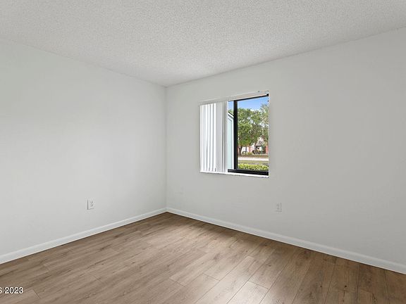 4th image of 1800 Minutemen Cswy APT 15