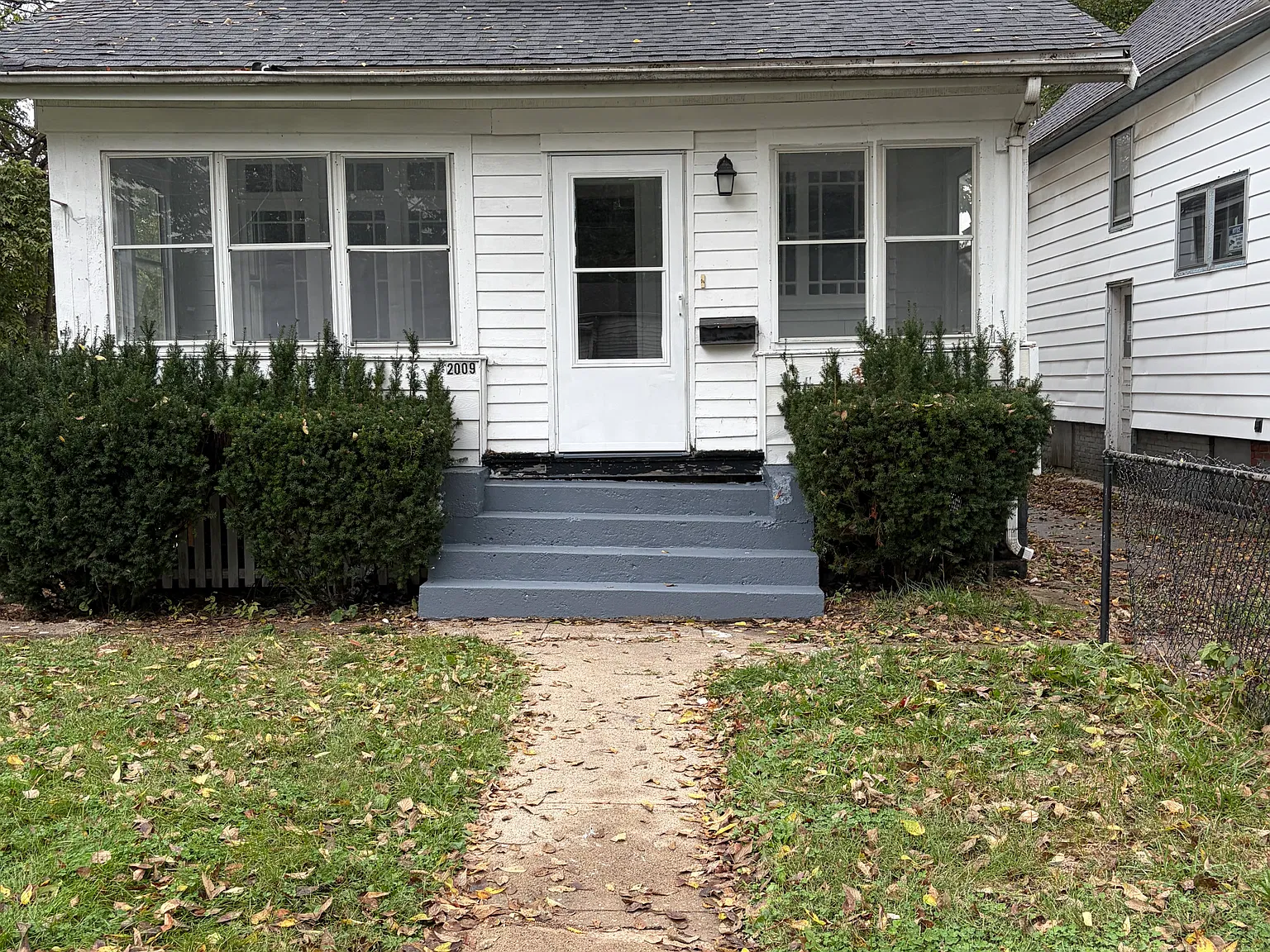 4 bed, 1416 sqft, $1,500 — Photo 1