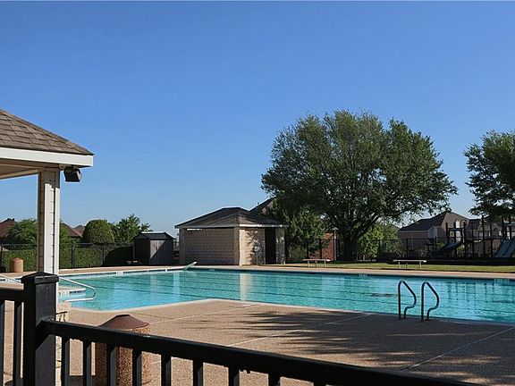 4th image of 3723 Buffalo Way