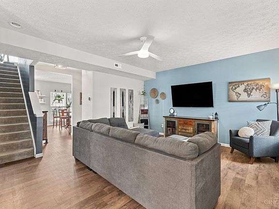 2nd image of 9427 Morris Dr