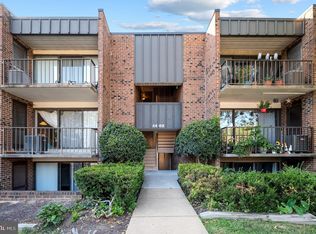 4408 Island Pl APT 303, Annandale, VA 22003