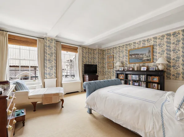 137 East 66th Street image 11 of 17