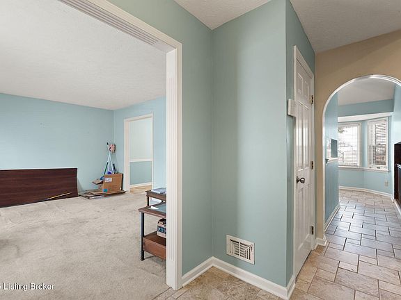 2nd image of 8605 Amerivan Dr