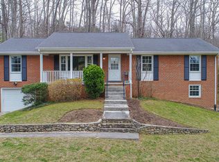 3184 Springwood Rd, Fincastle, VA 24090