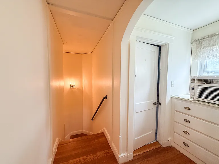 85 Fairbanks St — Photo 17