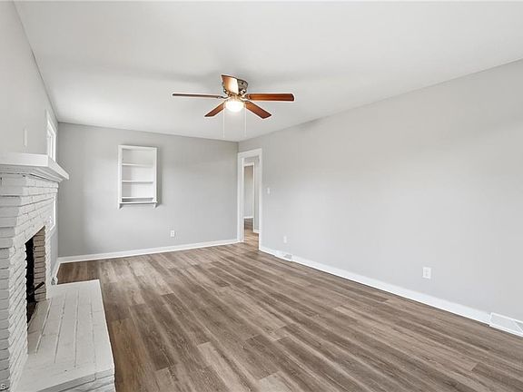 5th image of 25 American Ave NE