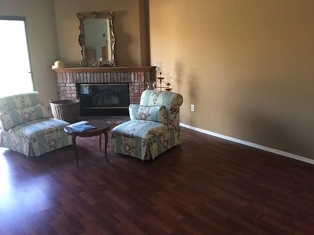3033 E Black Horse Dr — Photo 2