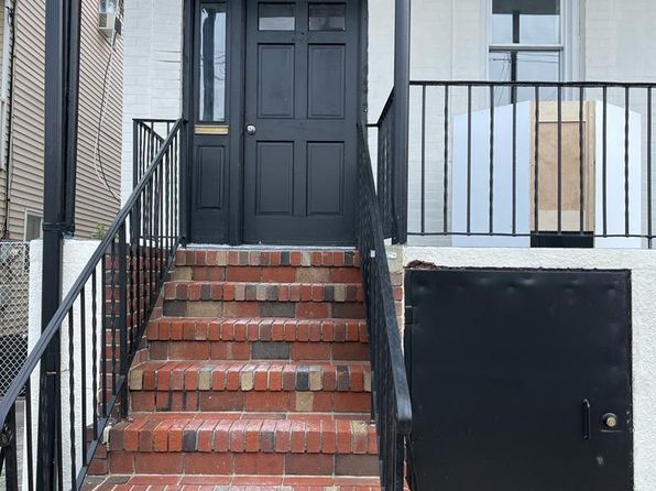 229 Wellbrook Ave #1