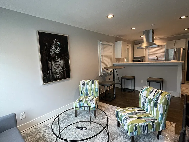643 Center Hill Ave NW — Photo 7