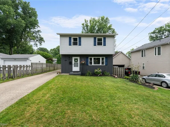 1185 Garden Rd, Willoughby, OH 44094