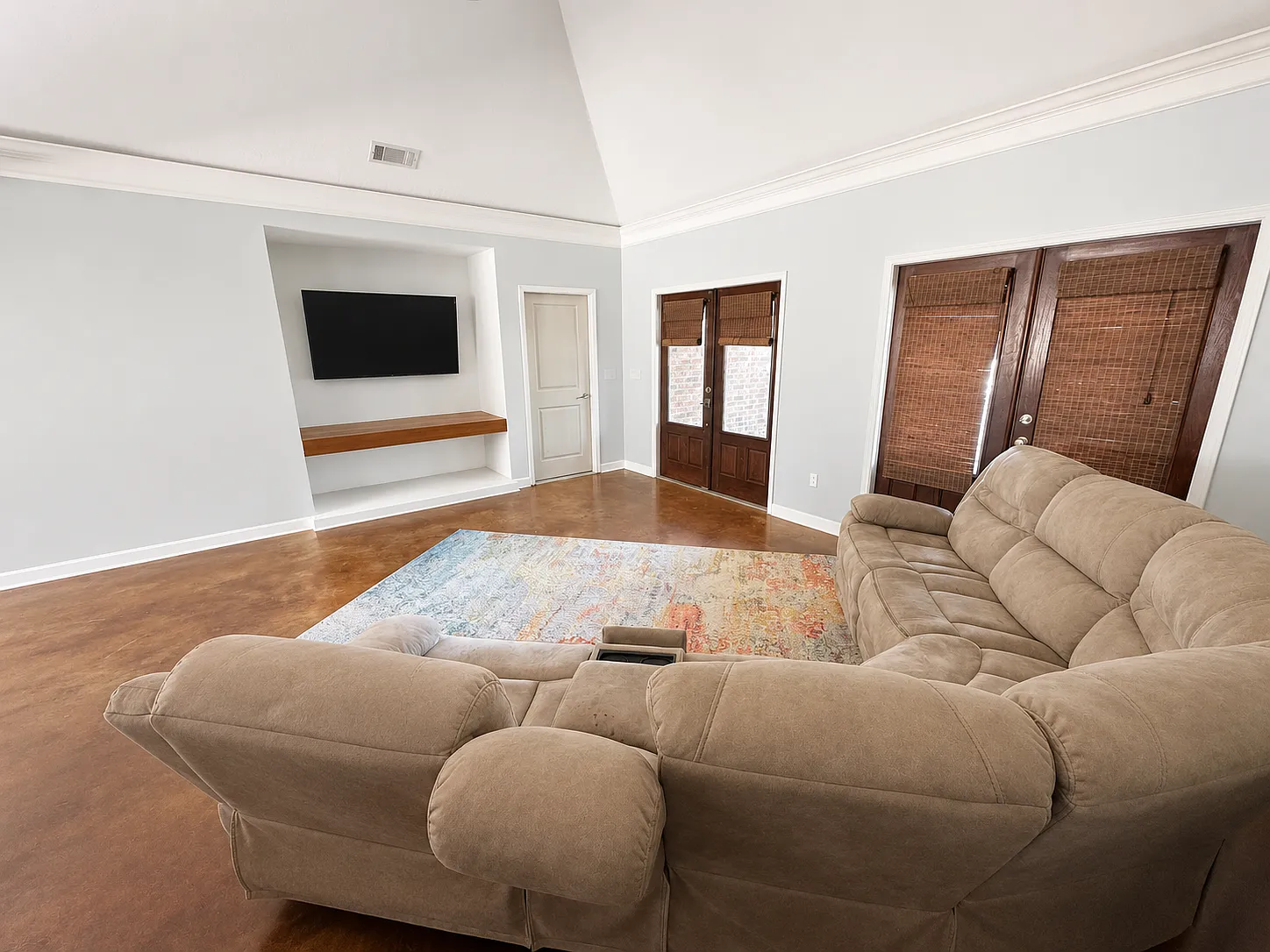 3 bed, 1850 sqft, $2,300 — Photo 4