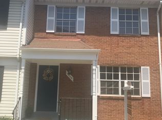 9040 Whispering Pine Ct, Manassas, VA 20110