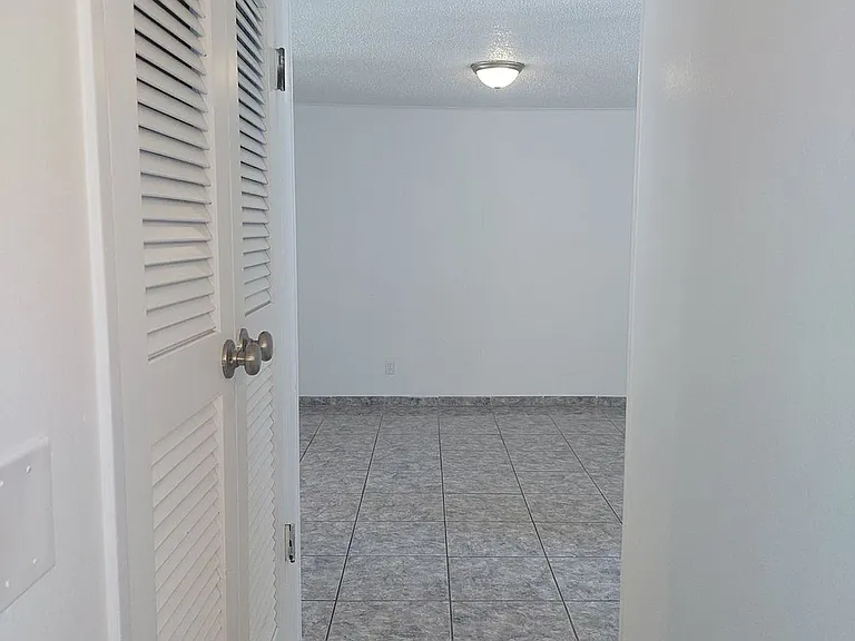 2212 Cumbre Negra St — Photo 24