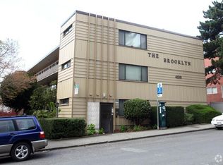 4135 Brooklyn Ave NE #106, Seattle, WA 98105