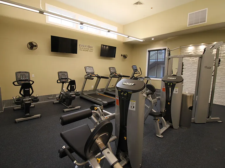 Ramblewood Apartments — Photo 40