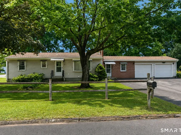 25 Danbury Lane, Bristol, CT 06010