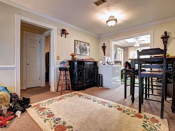 5th image of 63 Saint Claire Ln NE