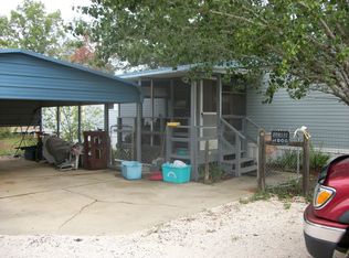 215 Wilson Dr, Interlachen, FL 32148