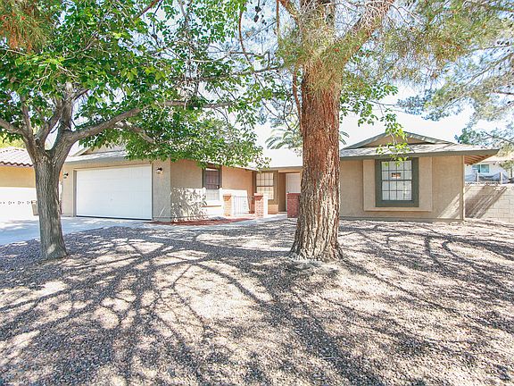 3153 La Luna Cir - 89014