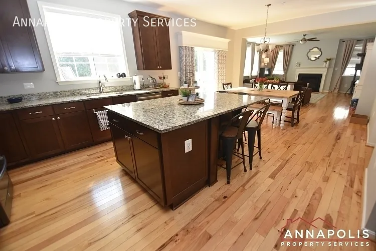 917 Saint Martins Loop — Photo 3