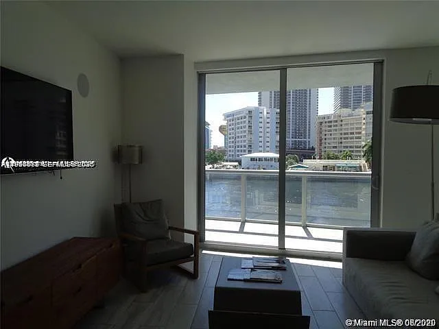 2600 E Hallandale Beach Blvd #T301 — Photo 5