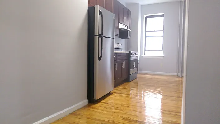 Rented by Lang Realty LLC | media 2