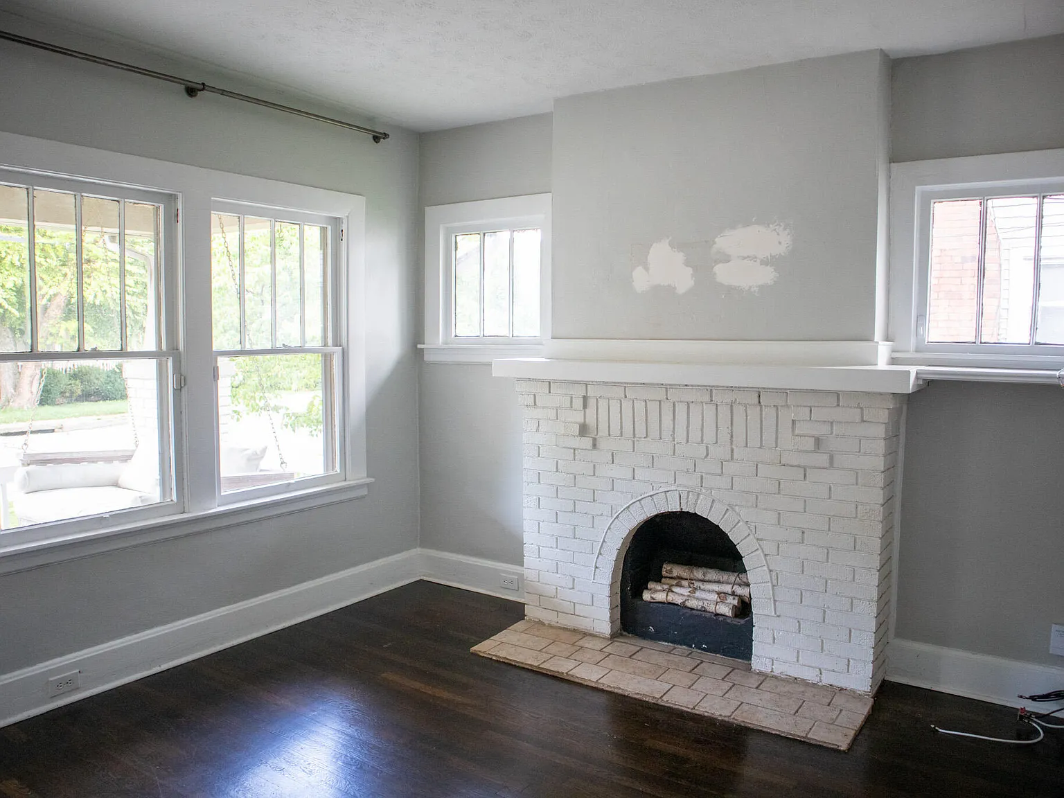 3 bed, 2.0 bath, 1255 sqft, $2,200 — Photo 3