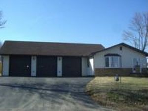 923 S 1st St, Boonville, IN, 47601